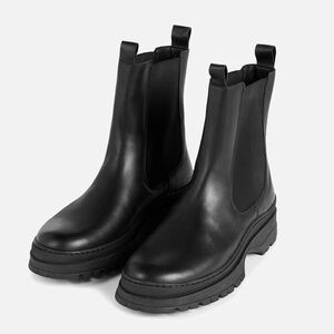 Ted Baker Black Leather Chelsea Boots, Size 8 / 41